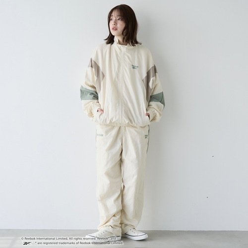 【昨年大好評】Reebok別注アイテムが登場しました！