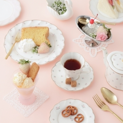 ⋆ ࣪˖🥀レトロ可愛いが魅力 ˖ ࣪⭑ 懐かしさを覚えるクラシックローズセラミック